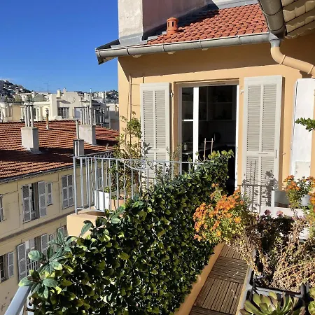 Les Jardins De Baquis